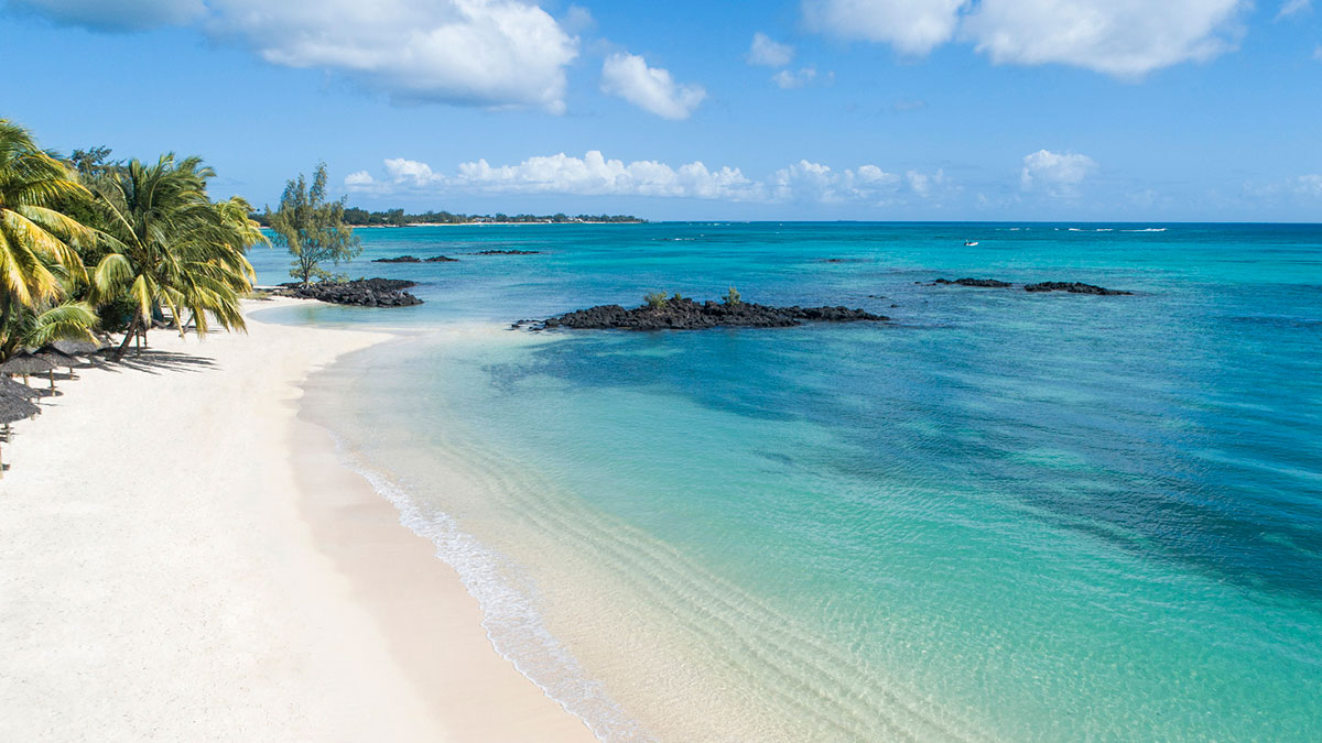 LUX* Grand Baie et LUX* South Ari Atoll rejoignent  le prestigieux réseau de luxe Virtuoso